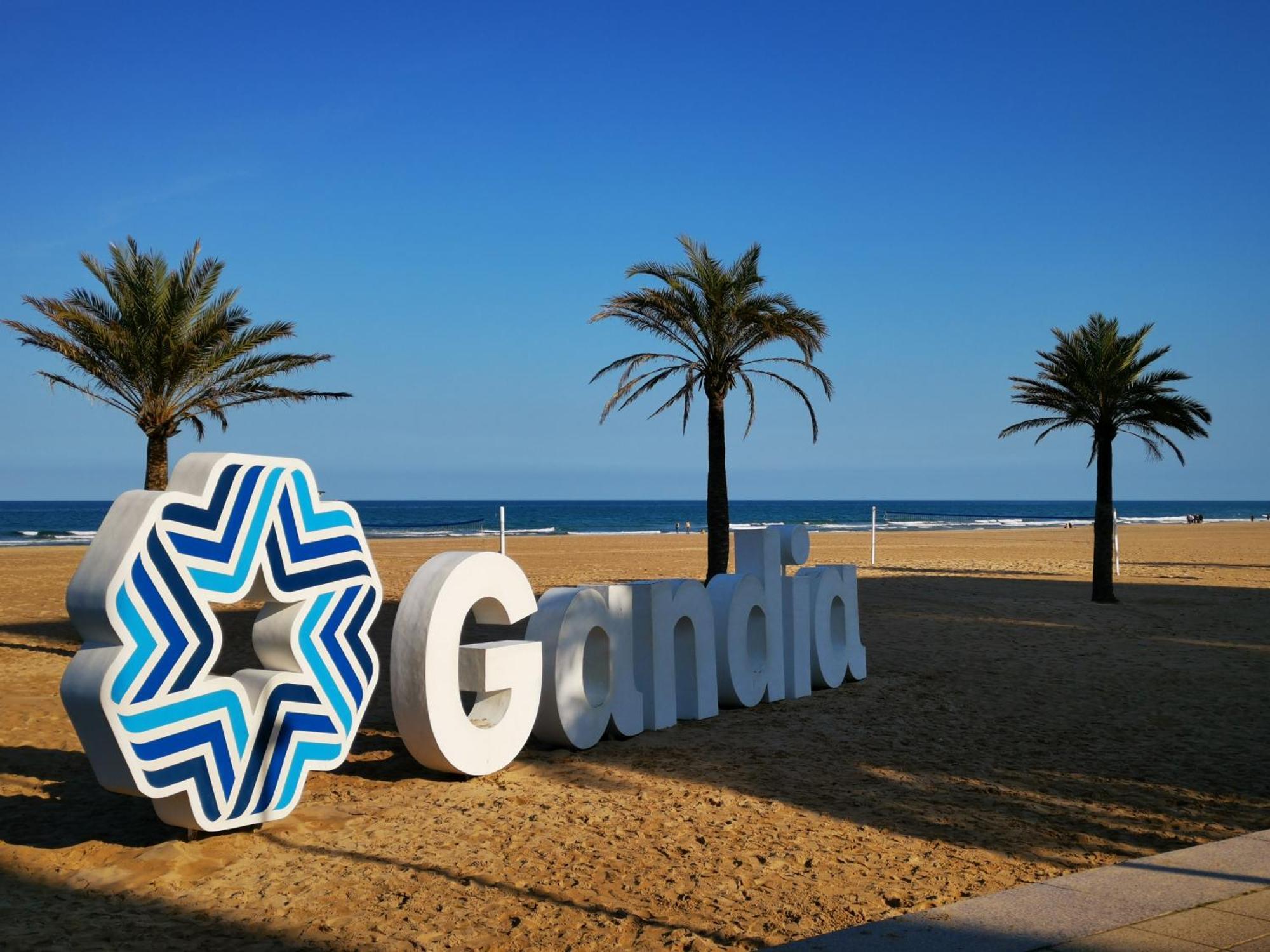 Apartamento Ana Maria Playa De Gandia Solo Familias Buitenkant foto