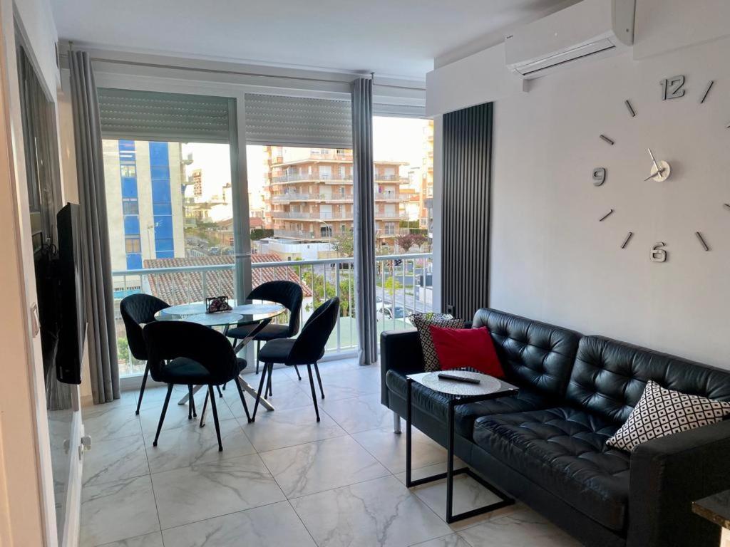 Apartamento Ana Maria Playa De Gandia Solo Familias Buitenkant foto
